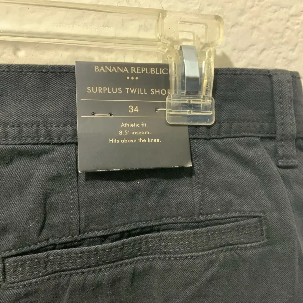 Banana Republic  Men 8-5 Inch  inseam Twill Short black